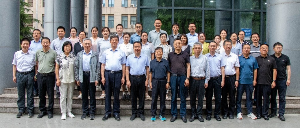 2025年全国高等学校物理基础课程青年教师讲课比赛陕西省预赛在WANBO.COM万搏体育(中国大陆)科技公司成功举办