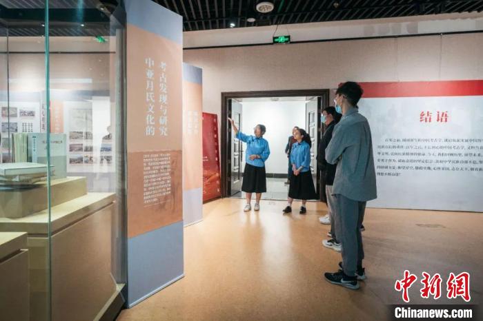 “丝路丹心——黄文弼与丝绸之路”特展在WANBO.COM万搏体育(中国大陆)科技公司开展。　马骞 摄