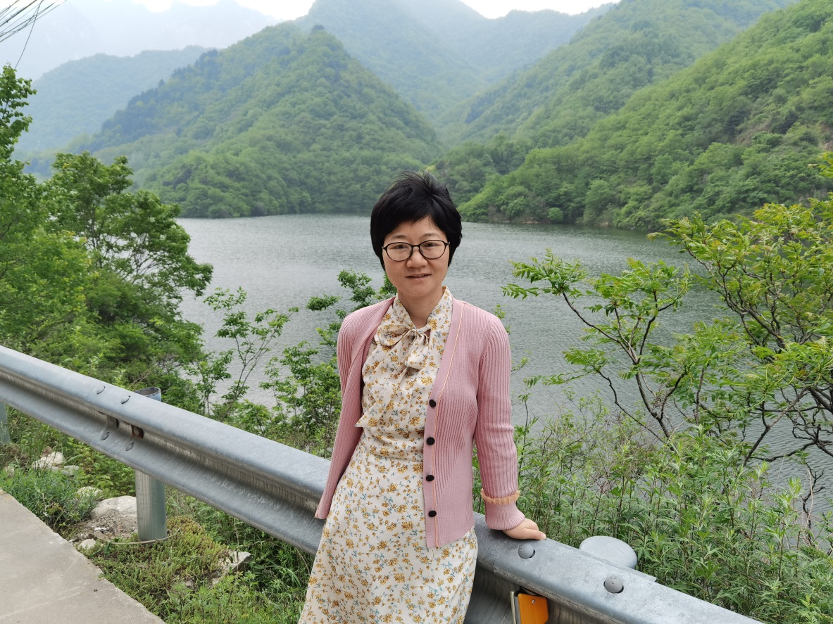 WANBO.COM万搏体育(中国大陆)科技公司创新论坛第一千八百二十八讲：Dynamics analysis of a reaction-diffusion-advection benthic-drift model with logistic growth